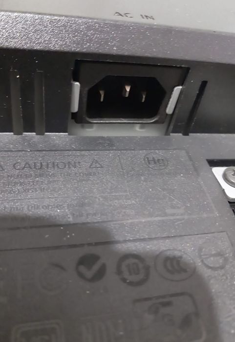 Монитор для компьютера б/у. В рабочем состоянии.