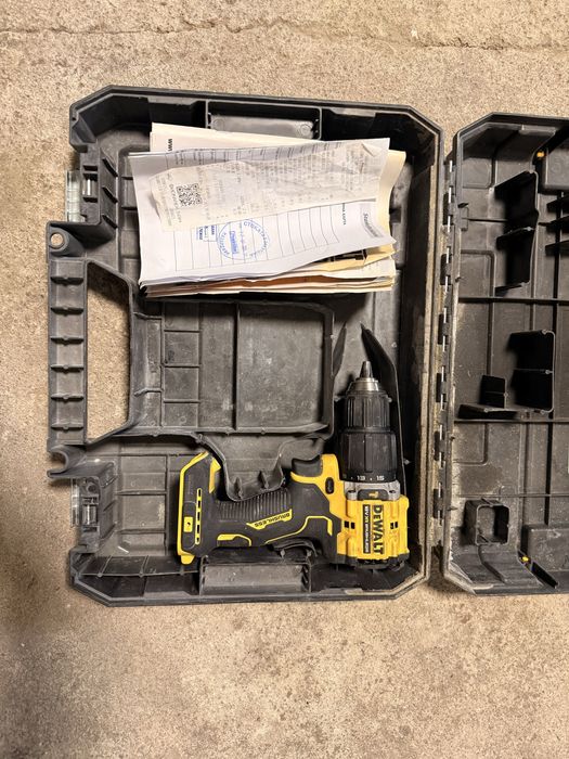 Винтоверт/бормашина Dewalt DCD100Y с куфар