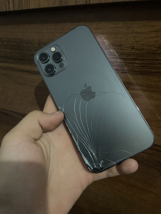 Iphone 12 pro sotiladi