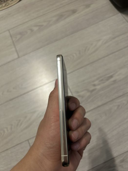 Samsung S23 на продажу