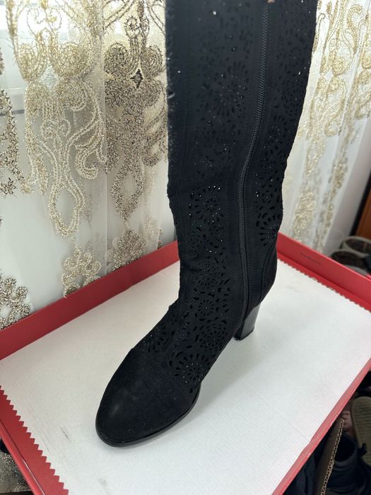 Продаю сапоги осень - весна