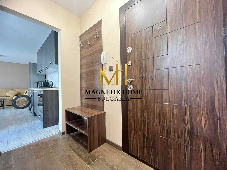 Магнетичен двустаен апартамент след основен ремонт до Мол Плаза