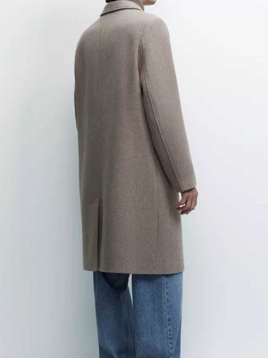 Продаю новое пальто в оверсайз стиле.