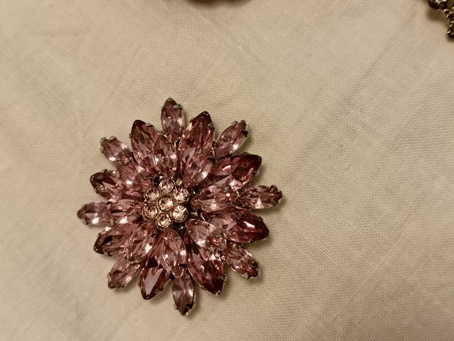 Броши разные красивые