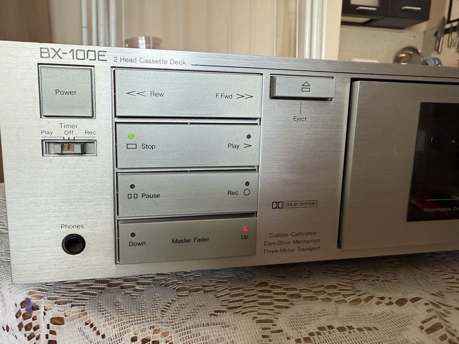 Nakamichi BX-100e Качествен дек