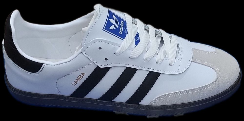 Продам кроссовки adidas