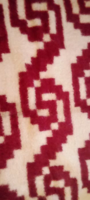 Vând sase țoluri din lână