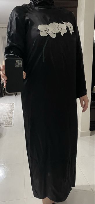 Rochie din matase neagra