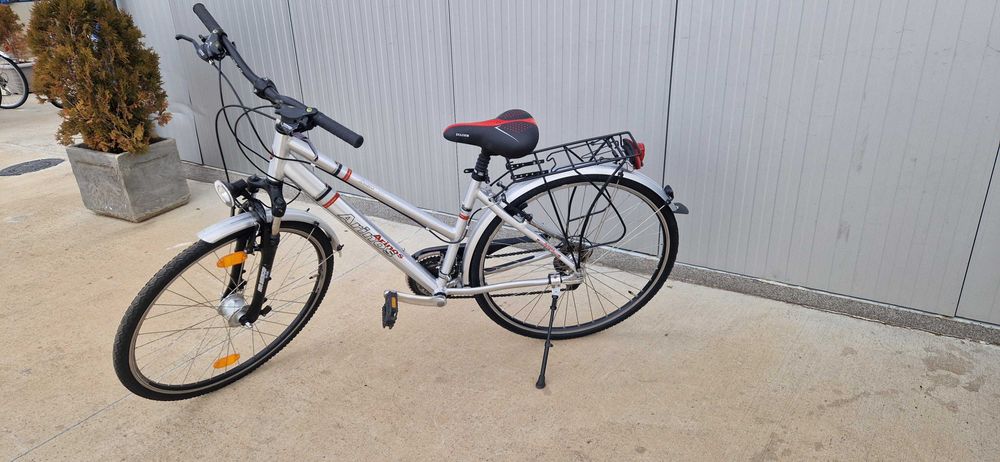 Алуминиев дамски велосипед Arinos колело 28"