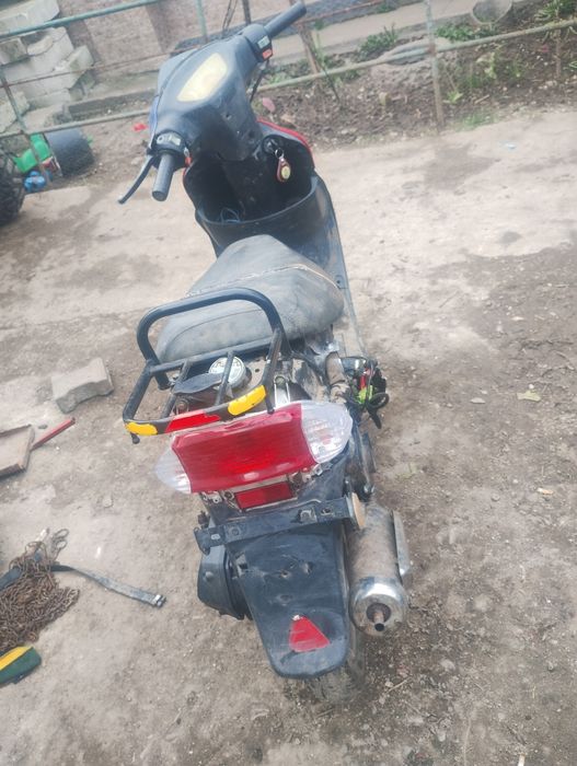 Scuter 4 timpi 80 ccm.