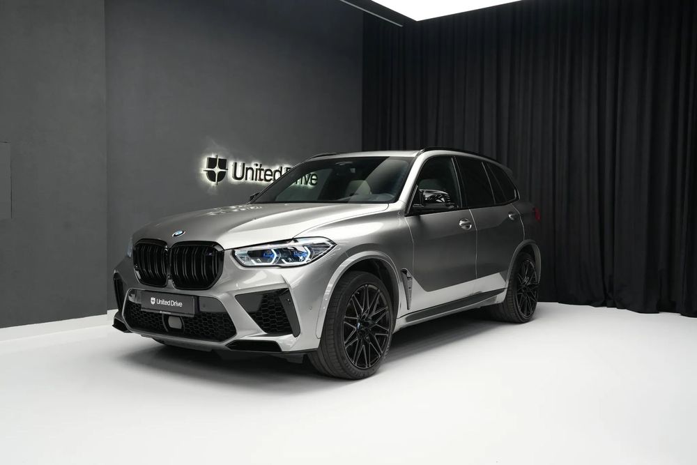 BMW X5 M BMW X5 M Competition // 4.4 V8 // 625 CP