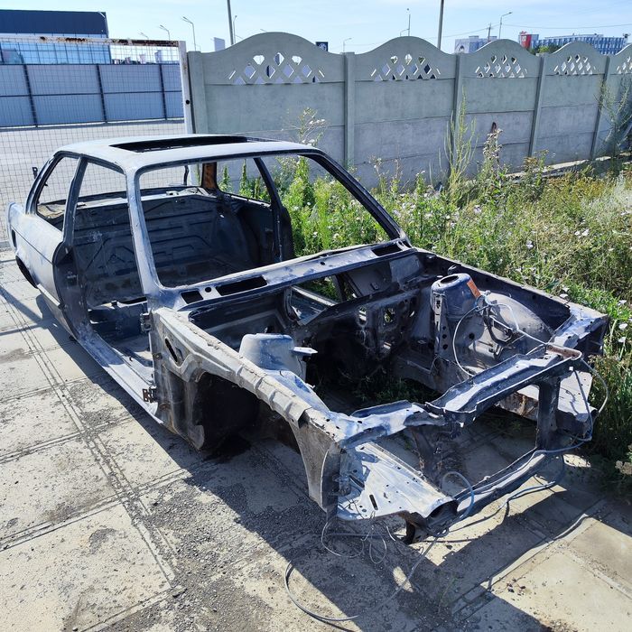 BMW E30 кузов купэ