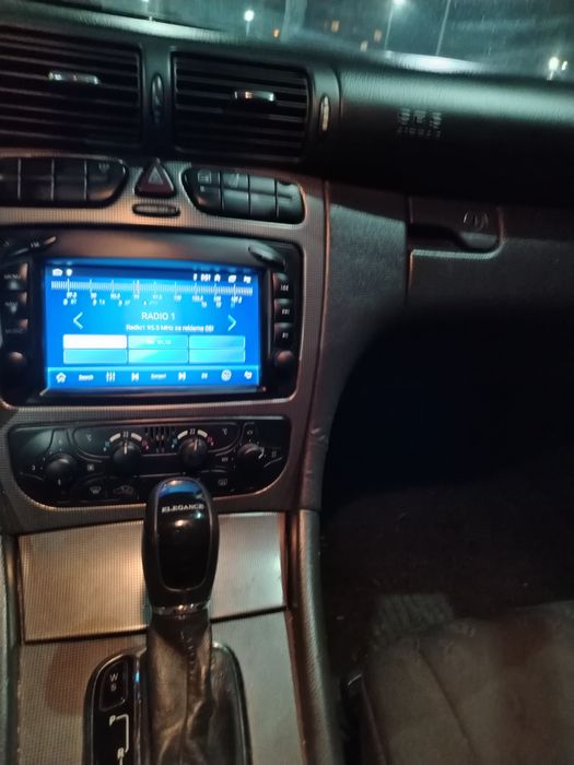 Мерцедес  c 180 , 129к.с.