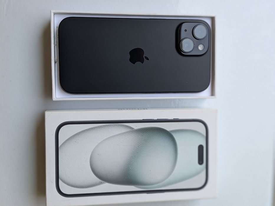 iPhone 15 black 128gb