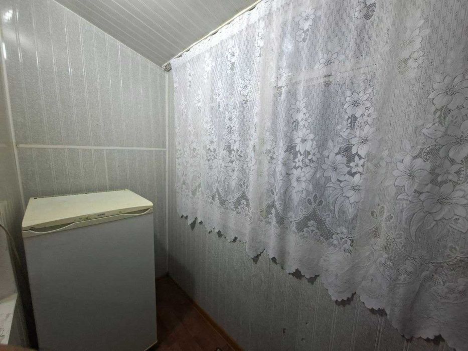 Ўқийдиган, ишлайдиган йигитларга  уй эгасидан маклерсиз  ижара.