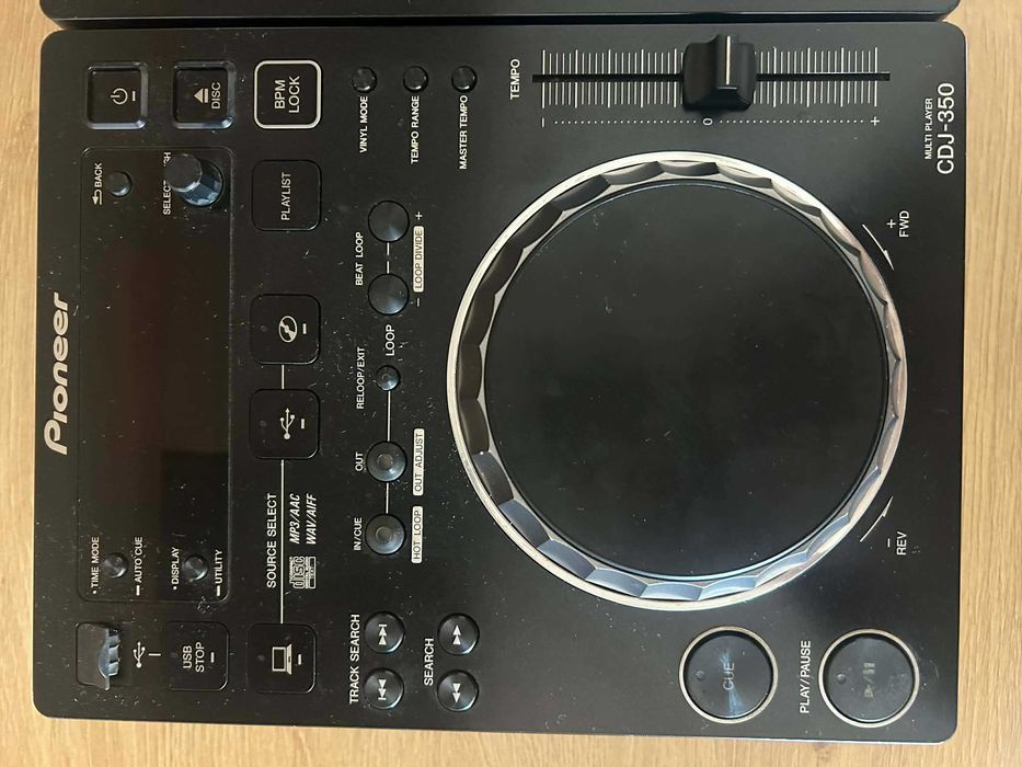 Pioneer CDJ 350 плейъри