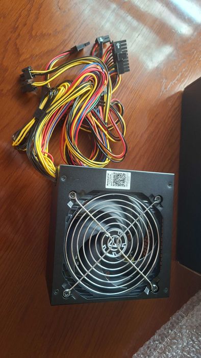Блок питания Huntkey GS600
