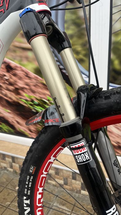 Yt noton 26”/S/Rock shox