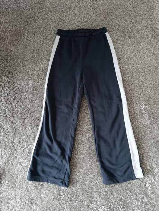 Панталони и рокли  за момиче на 9- 10 год