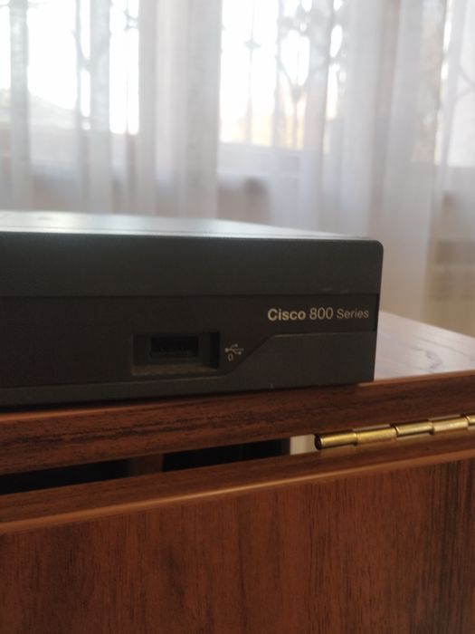 роутер Cisco 881-K9 PoE