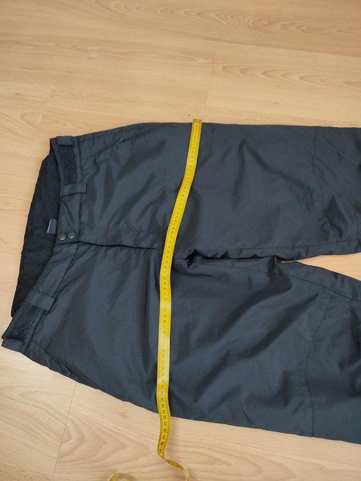 Дамска екипировка Л/ХЛ размер.