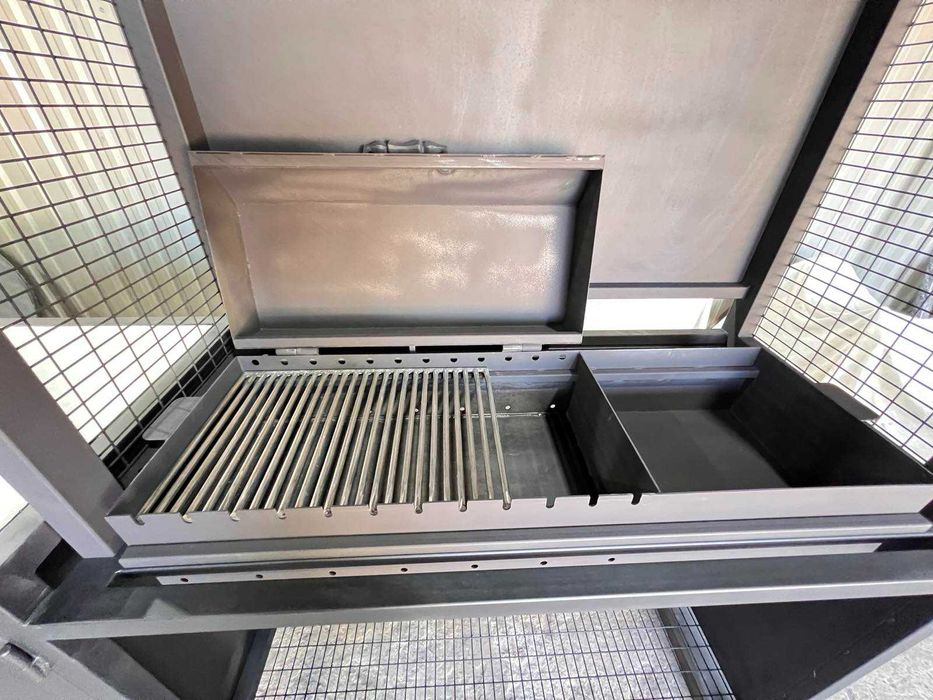 Grătar multifuncțional din metal