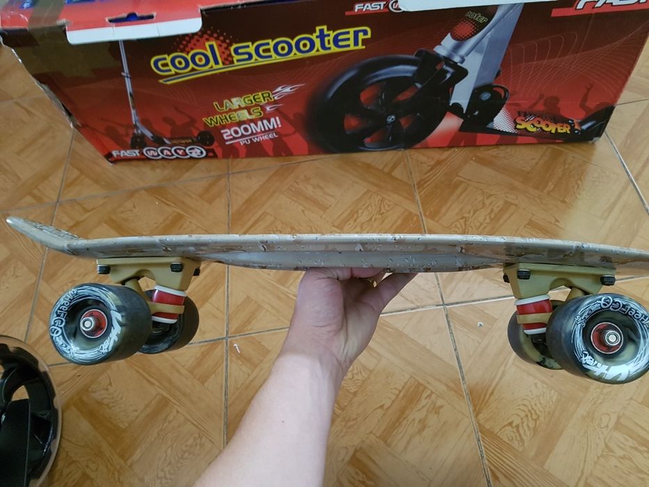 Vand peny board folosit de 2 ori plus skateboard 2 roti