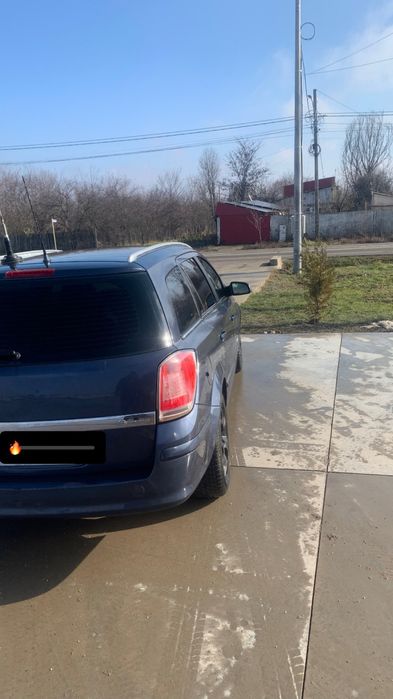 Vand opel astra h 1.6 benzina