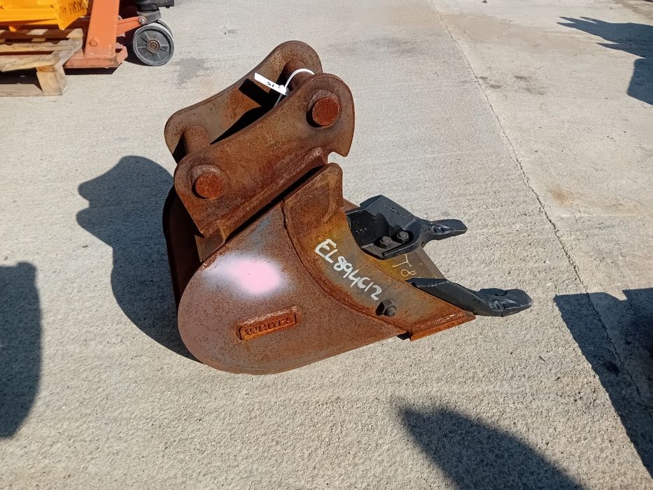 Cupa Noua  30 cm miniexcavator 3 3.5 tone