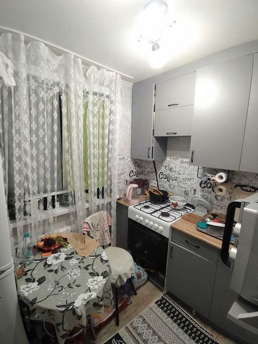 Продам 2 комн. кв. район Центр