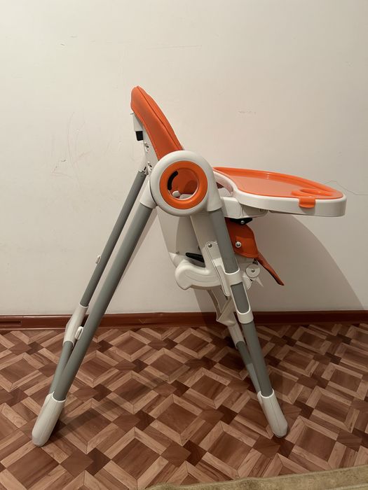 Продам Детский столик