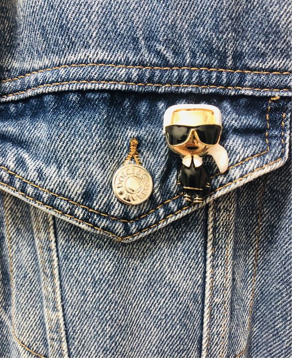 Karl Lagerfeld брошка