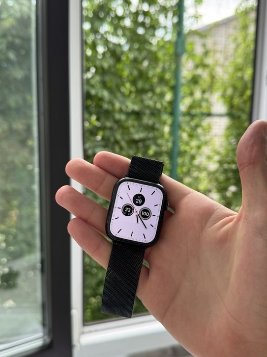 Apple watch 8 series