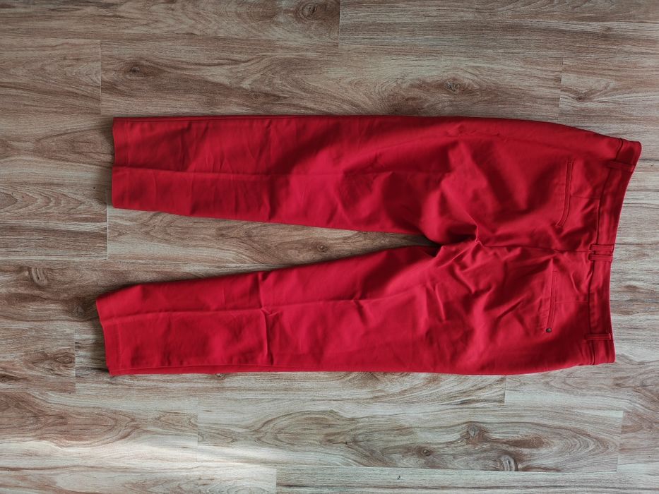 Pantaloni femei rosii