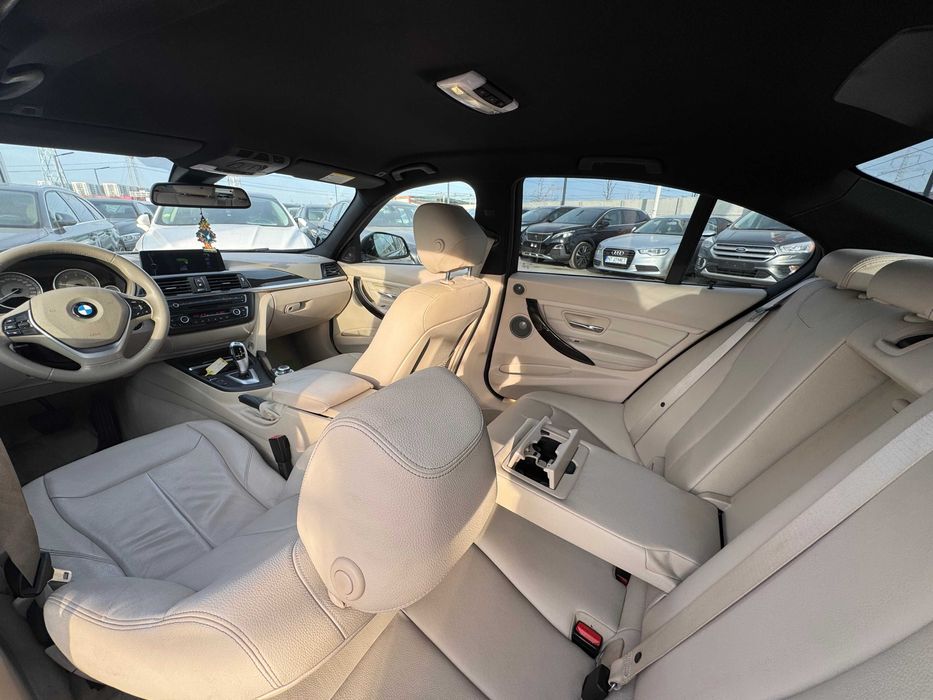 BMW 320d F30 184cp/Garantie/HarmanKardon/HeadUp/RateAuto/Avans 0