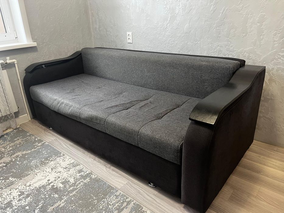 Продам диван в хорошем состоянии