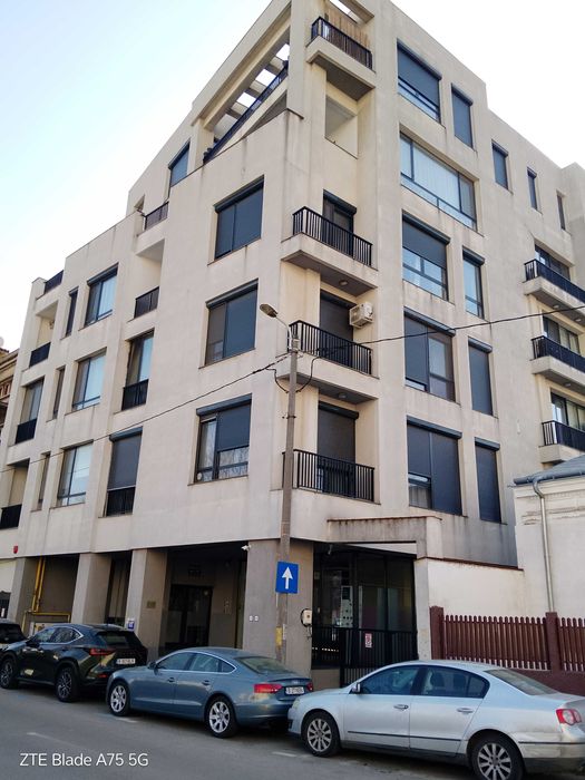 Proprietar vand 2 camere 2016 Marriot Palatul Parlamentului