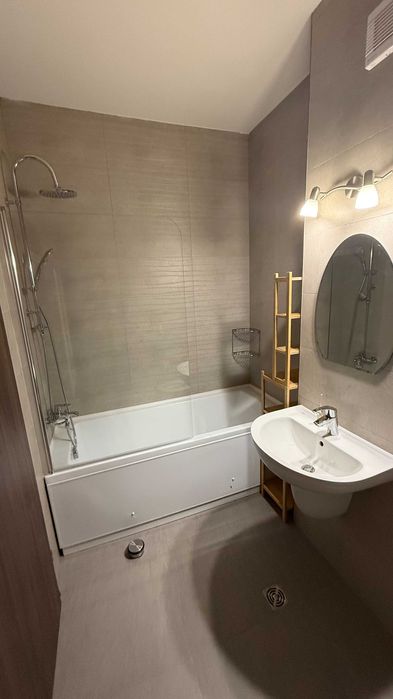 PF, Apartament 2 camere decomandat + TERASĂ 153 mp + garaj subteran