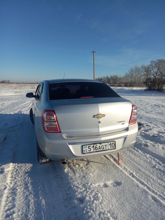 Продам шевроле кобальт 2022 года