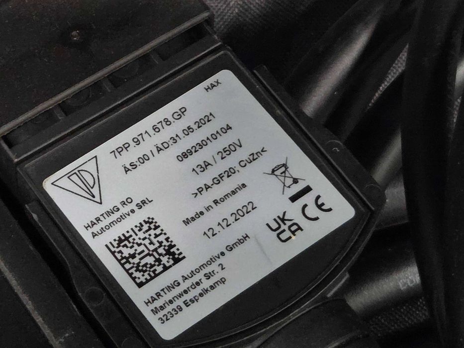 Оригинална зарядна станция за електромобили AUDI e-tron Universal charger 7.2kW и BMW Flexible Fast Charger 2.0 11kW