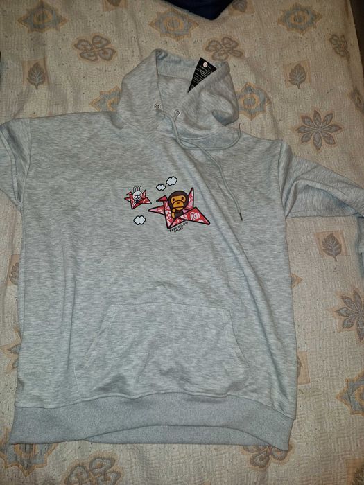 Продам новую кофту унисекс с капюшоном