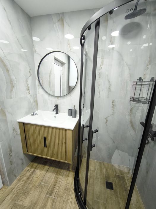 Продавам 3-стаен апартамент 90 кв.м