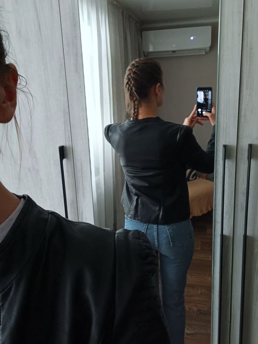 Кожаная куртка 44 размер