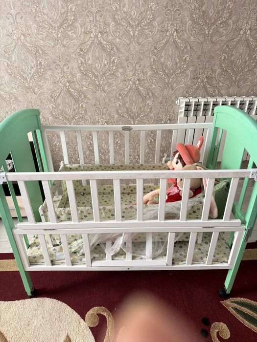 Детский кровать