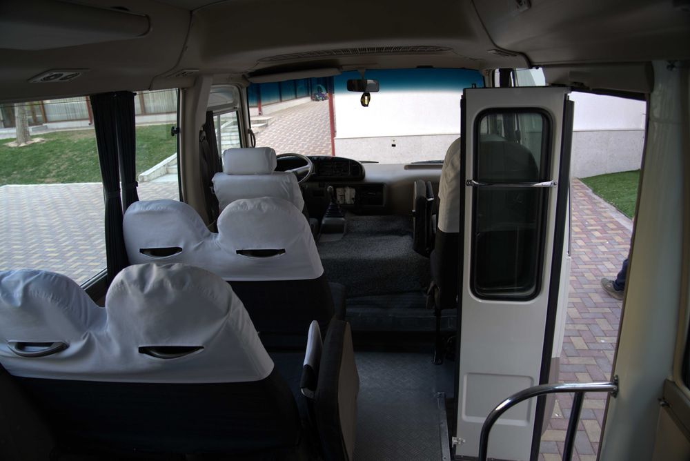 Встреча и проводы с аэропорта и экскурсия по Ташкенту Toyota Coaster