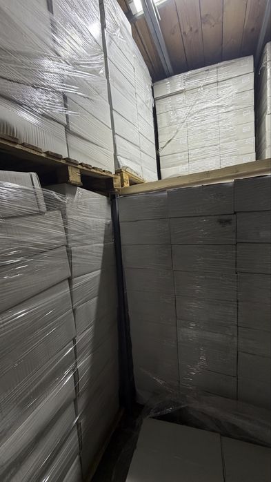 Финики, хурма, рамадан, склад.