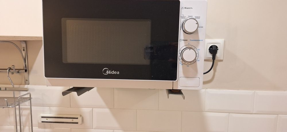 Микроволновая печь Midea