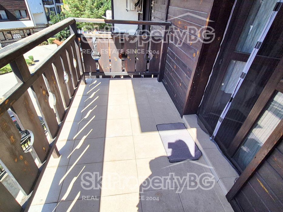 Двустаен апартамент с паркомясто и добра локация в Банско!