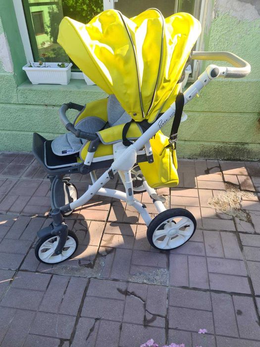 Бебешка количка ROAN 3 в 1