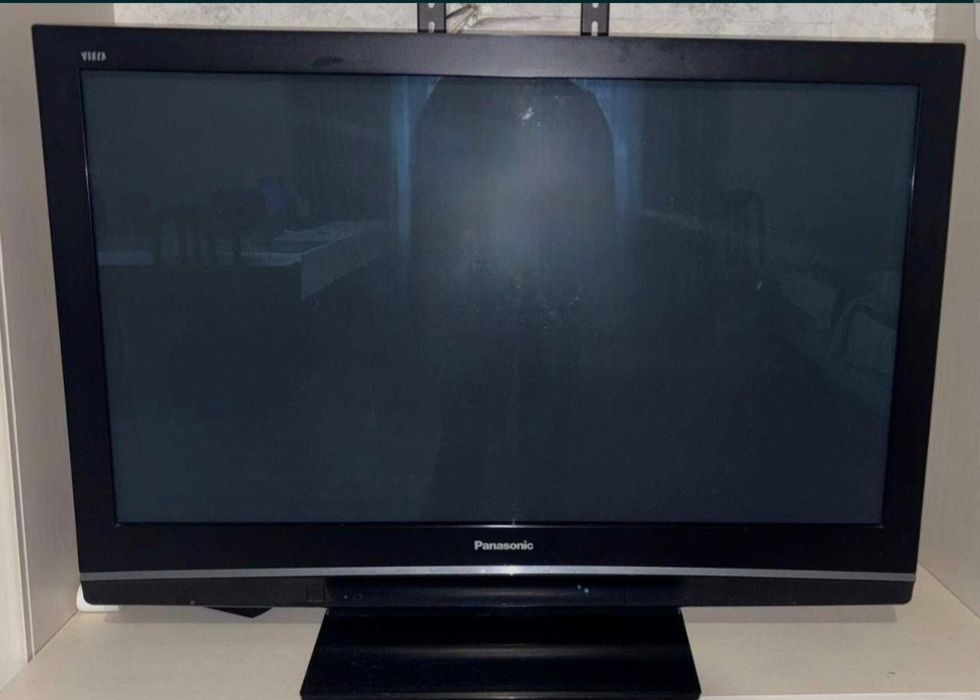 ТВ плазменный Панасоник TH-R42PV8A